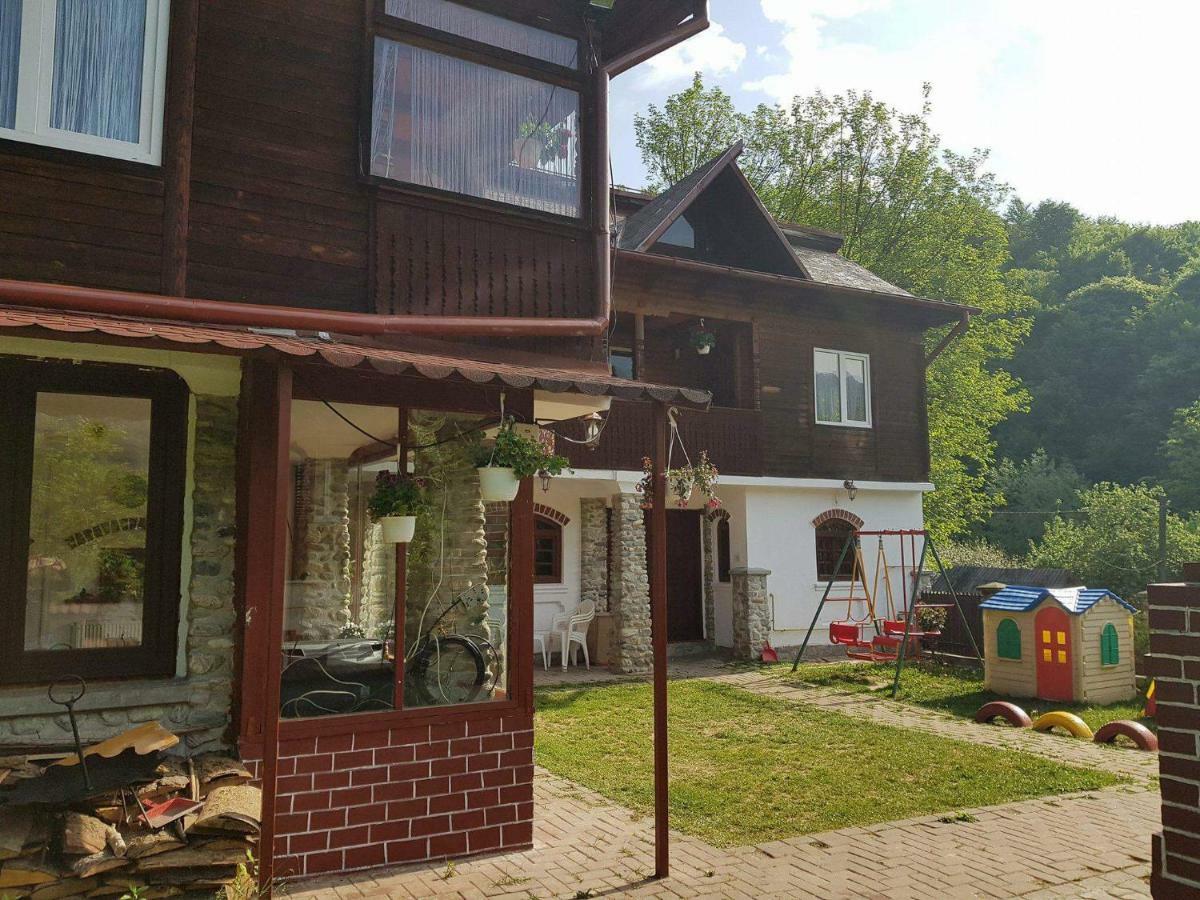 Casa Colt De Rai Villa Brezoi Ngoại thất bức ảnh