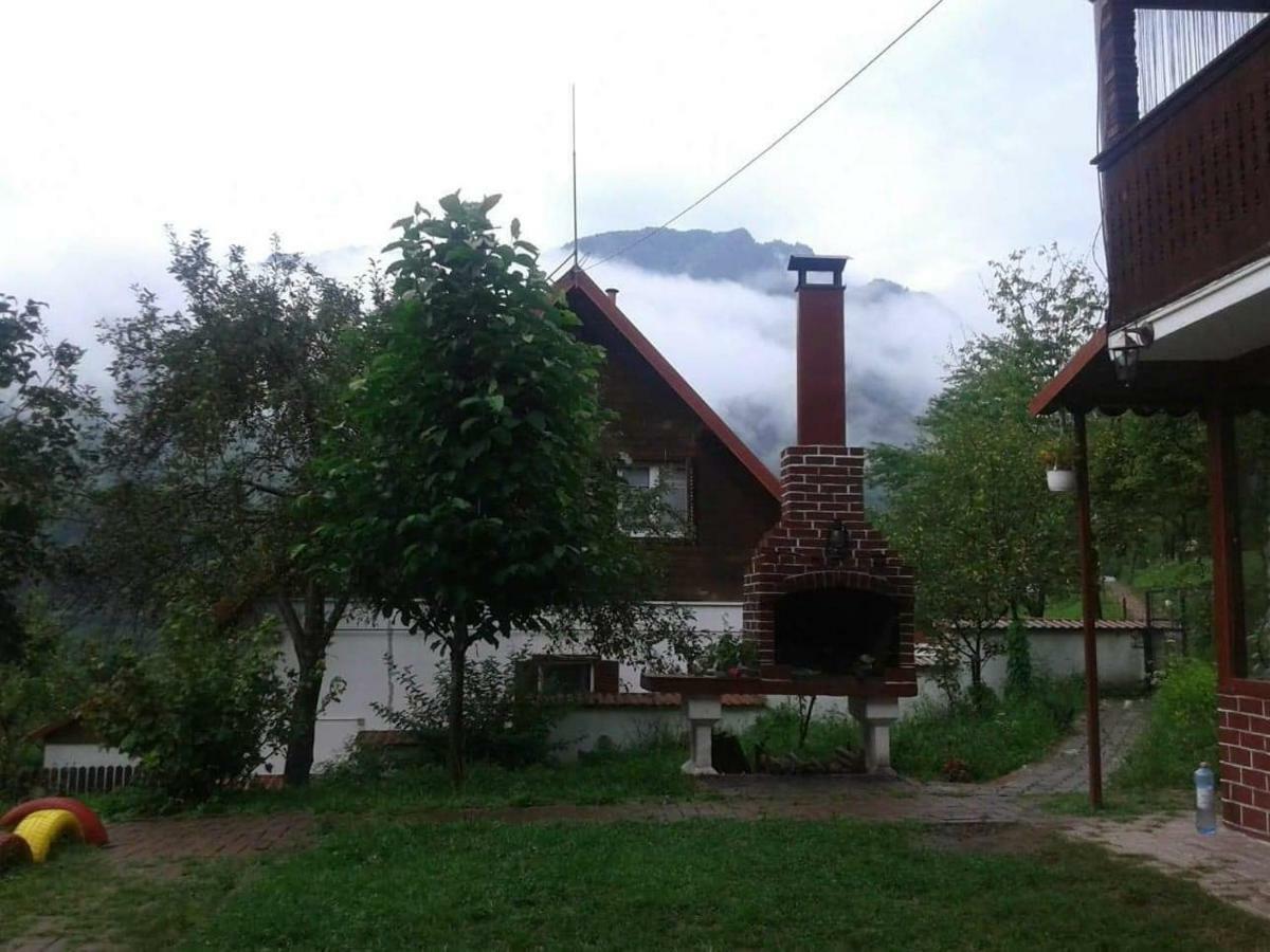 Casa Colt De Rai Villa Brezoi Ngoại thất bức ảnh